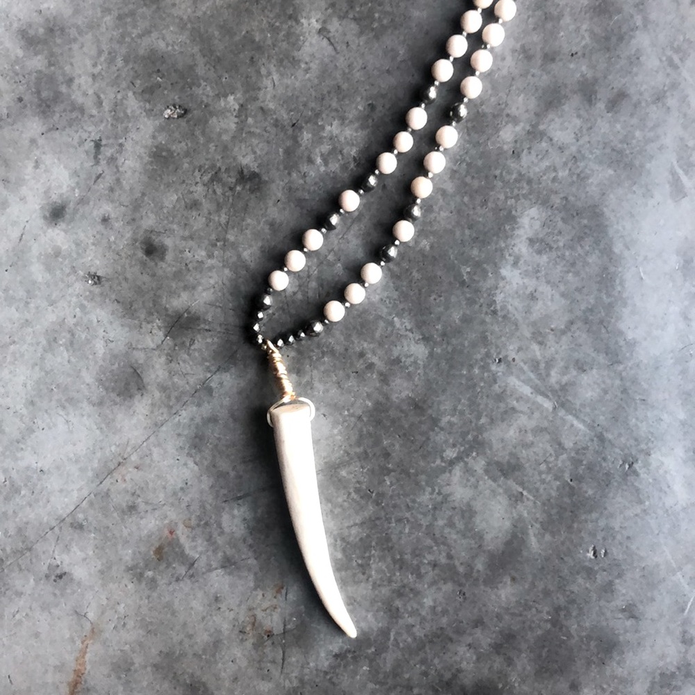 Tess & Tricia horn necklace